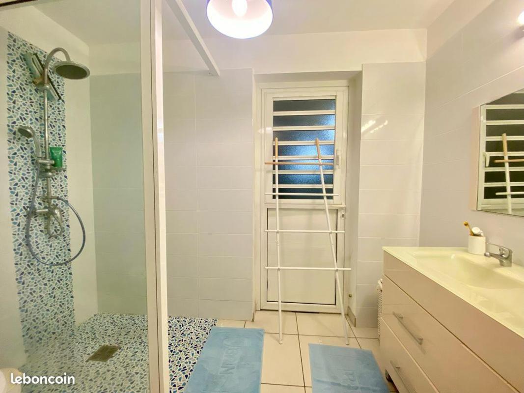Kazanou Hotell Saint Pierre Exteriör bild